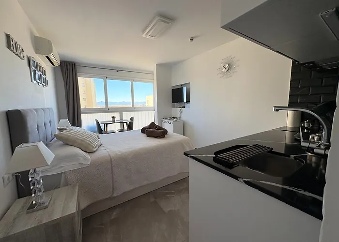 Sweet Dreams Apartment, Estilo Y Confort En 1ª Linea, Renovado, Practico Y Anfitrion 5 Estrellas